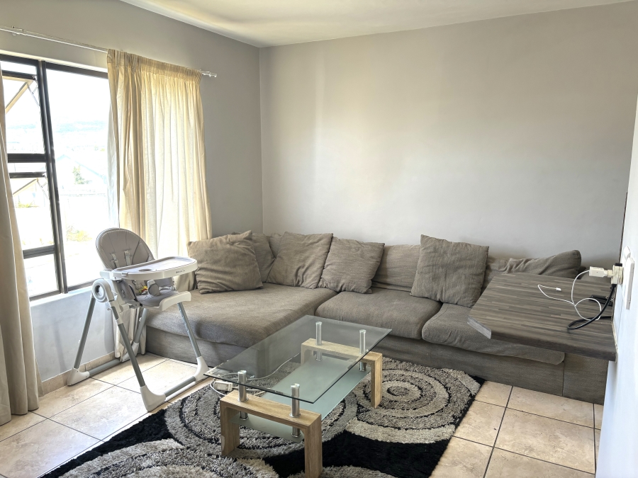 2 Bedroom Property for Sale in Guldenland Western Cape